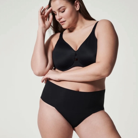 SPANX | Undie-tectable® Smoothing Thong, in Very Black, Size M, NWT - Picture 1 of 11